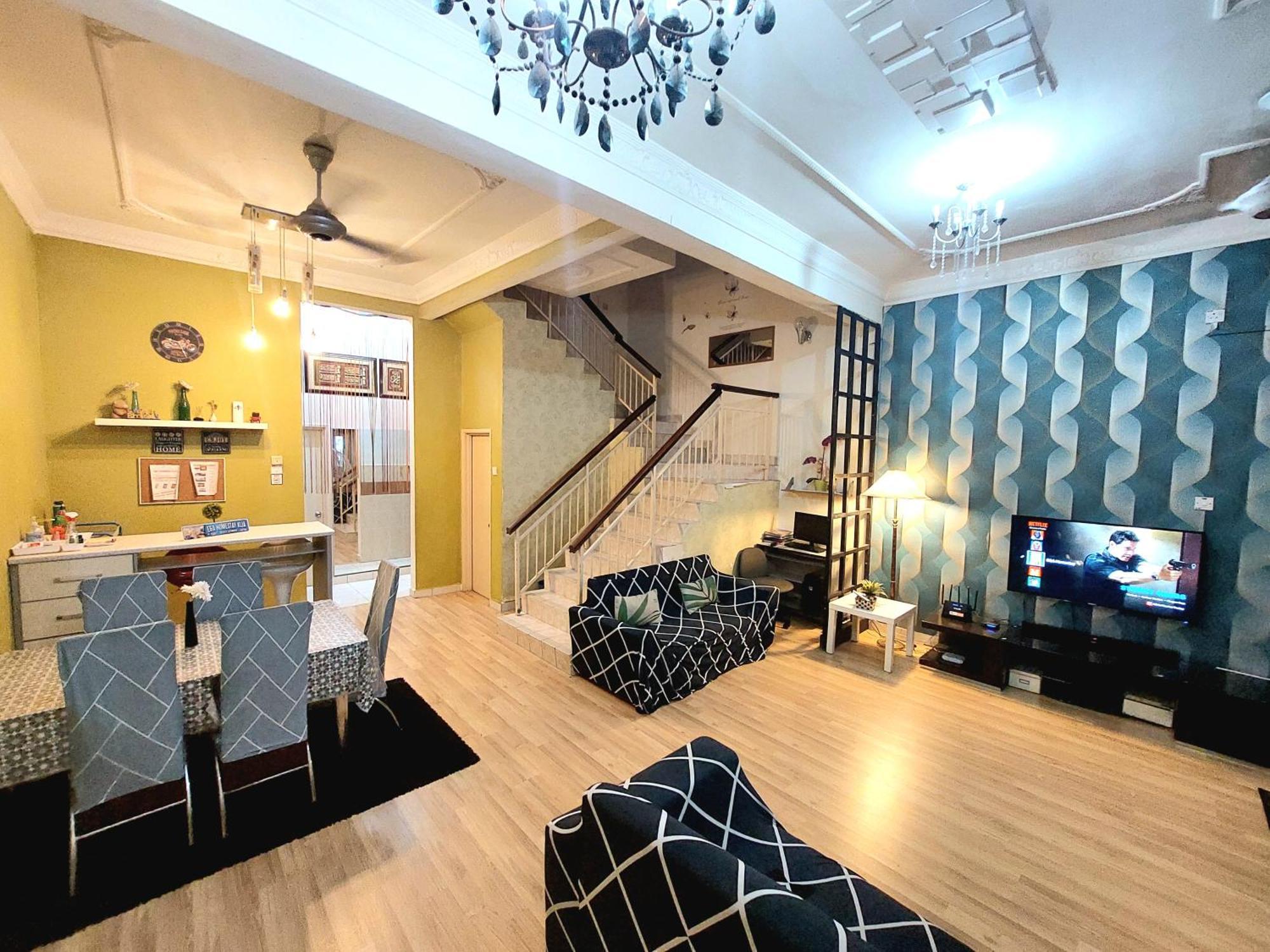 E&A Homestay Klia/ Sepang/ Nilai ภายนอก รูปภาพ