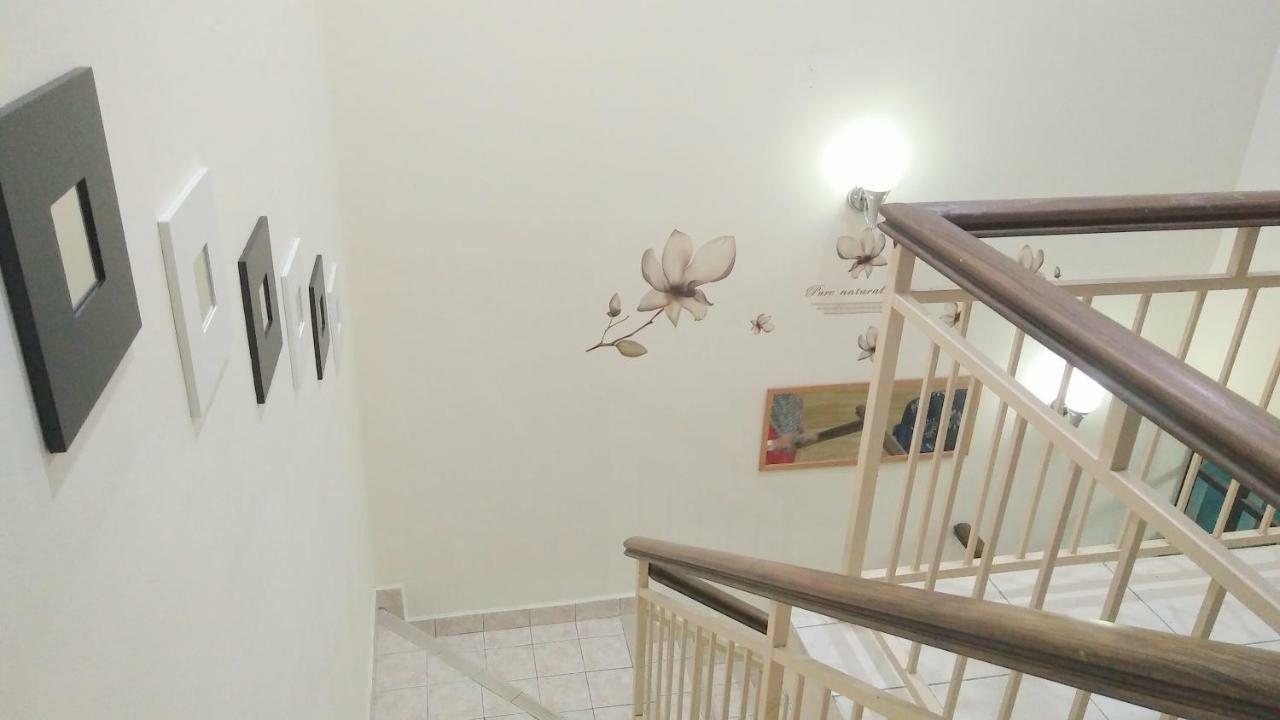 E&A Homestay Klia/ Sepang/ Nilai ภายนอก รูปภาพ