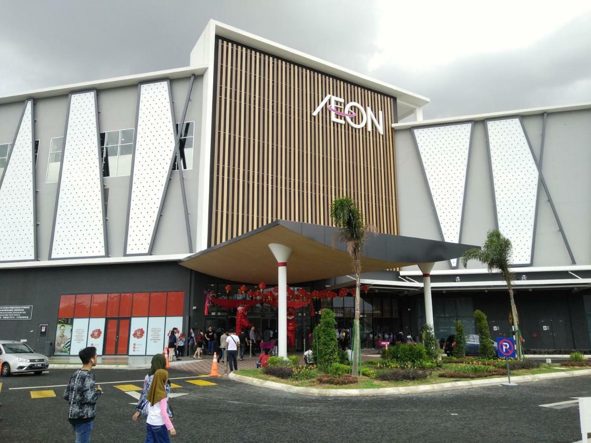 E&A Homestay Klia/ Sepang/ Nilai ภายนอก รูปภาพ