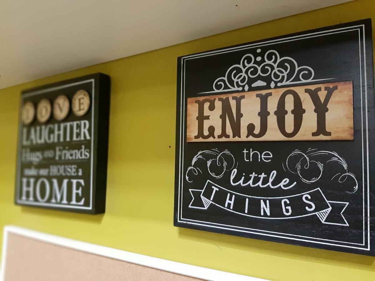 E&A Homestay Klia/ Sepang/ Nilai ภายนอก รูปภาพ